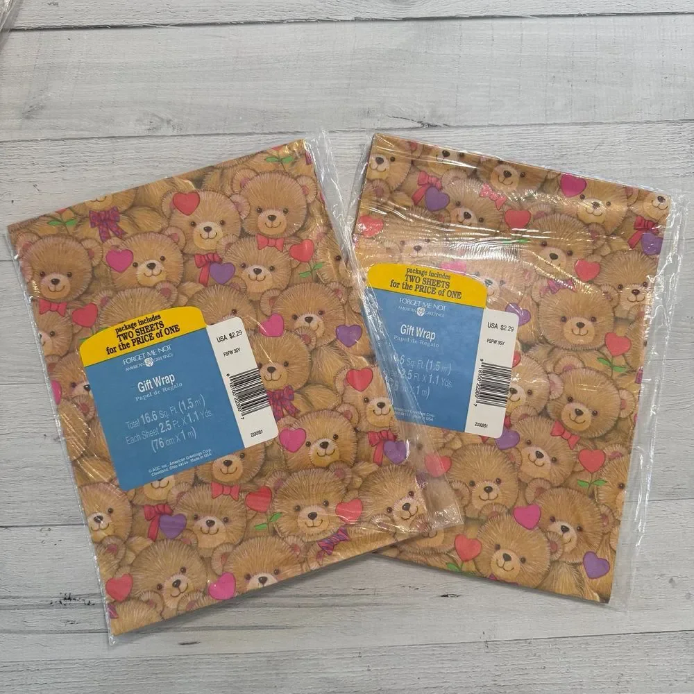 American greeting‎ vintage bear with hearts wrapping paper sheets, two packs